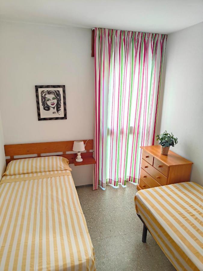 Apartamiento Mediterrani,Vistas Al Mar,Piscina! Villafortuny Exteriör bild